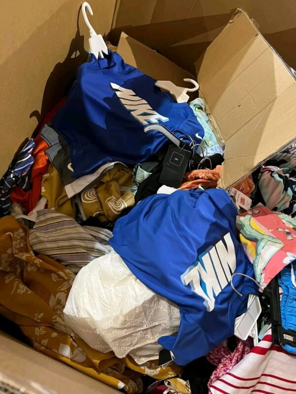clothes pallet
