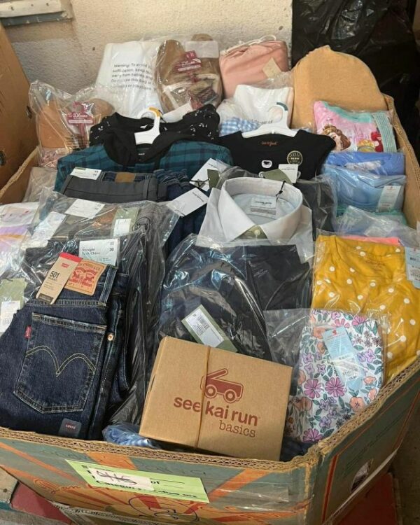 clothes pallet