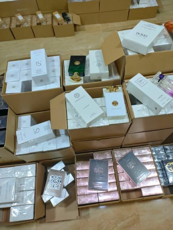 Assorted Perfume Pallet