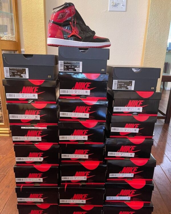 BSPMX6585SYNCFrontRG_ECHH-4 Authentic Nike shoe pallets